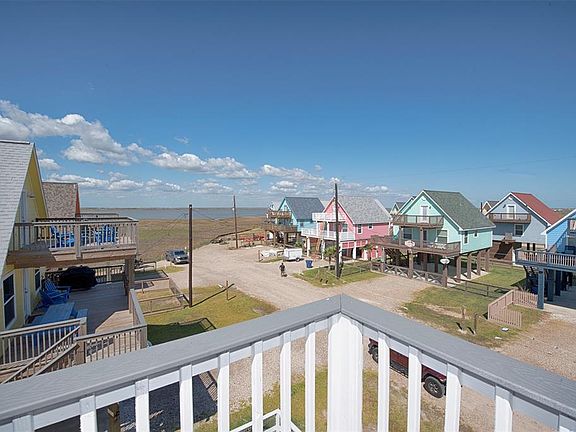 2nd image of 215 Sea Oats Drive