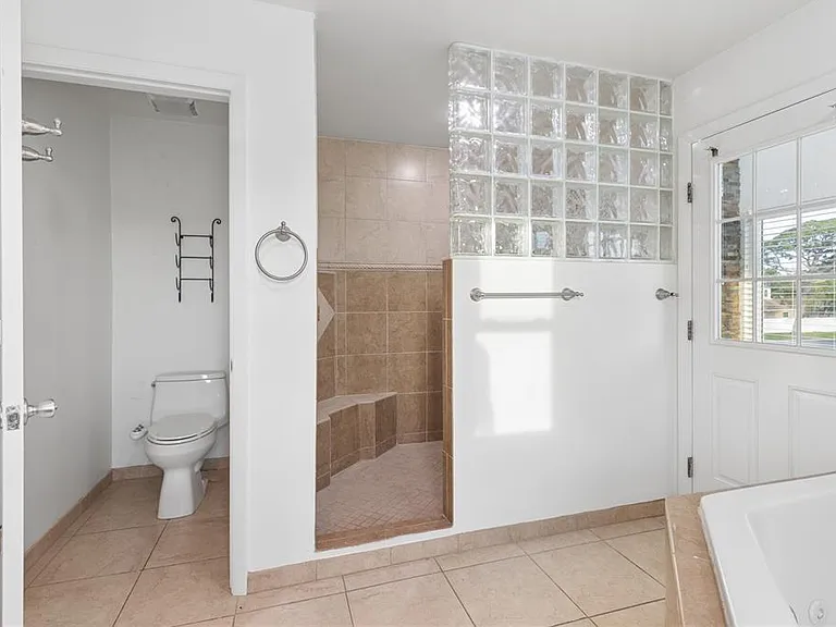 5400 Denver St NE — Photo 44