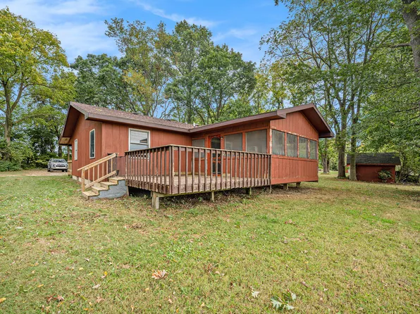 30069 Brandt Rd, Colon, MI 49040