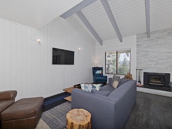 3rd image of 25 Lee Rd #112
