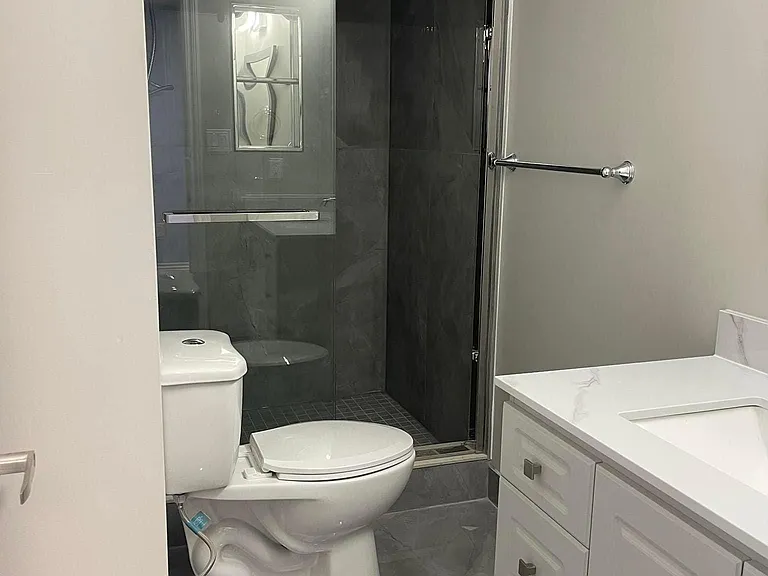 647 Yates Dr #BASEMENT — Photo 7