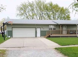 313 S Empire St, Galva, KS 67443