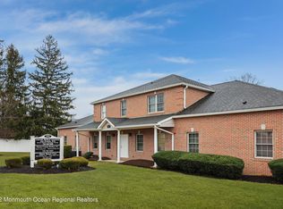 551 Newman Springs Rd #5, Lincroft, NJ 07738