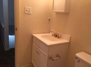 210 Seabridge Rd, Virginia Beach, VA 23451