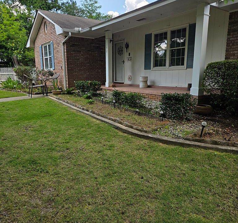 1st image of 1701 Lyon Dr