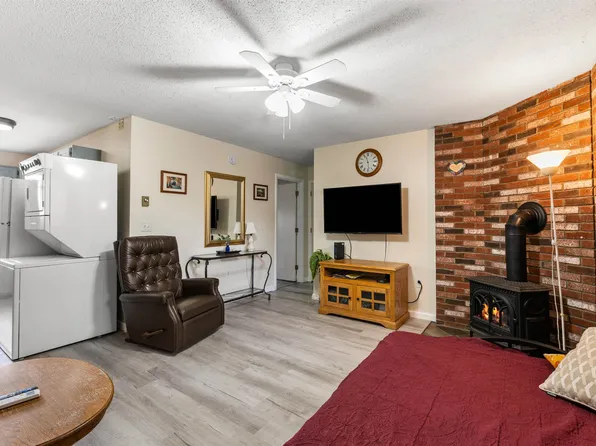 42 Wylie Court #6, Conway, NH 03860