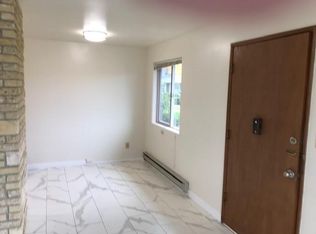 203 3rd Ave S APT 10, Edmonds, WA 98020