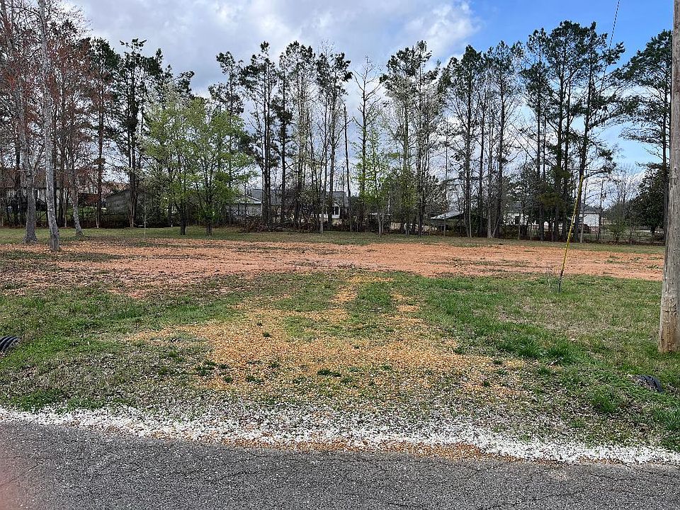 2nd image of County Road 438