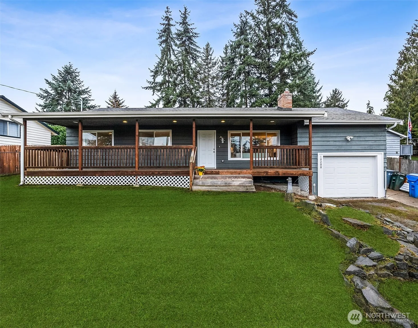 10208 55th Avenue E photo 1