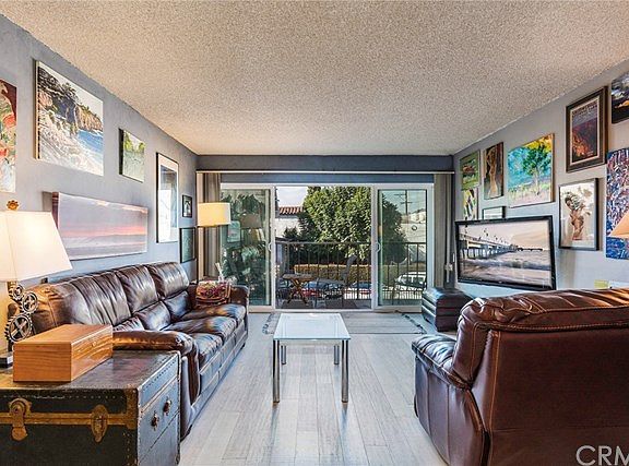 3rd image of 1803 Ocean Blvd #203