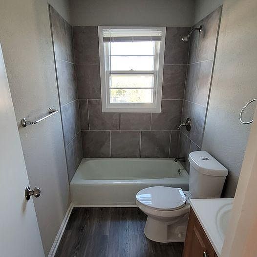 2nd image of 1101 S Camden St