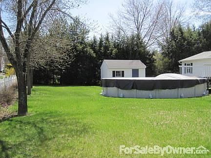 Back Yard Pool w/ 3 Tier Deck