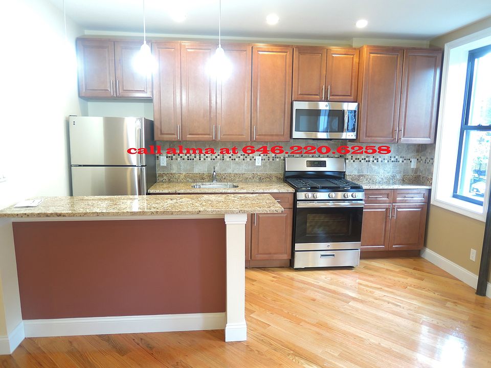 1st image of 3276 34th St