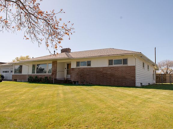 2nd image of 646 NE Loper Ave