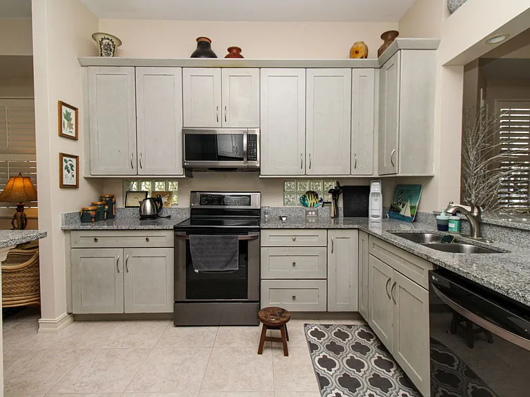 825 Bentwater Cir #101 — Photo 42