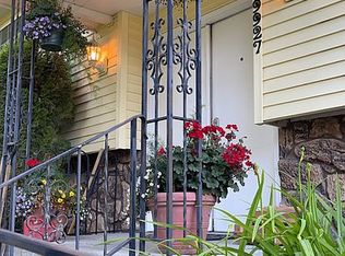 9927 N McCoy Rd, Newman Lake, WA 99025