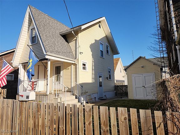 2nd image of 1119 Cottage Pl NW