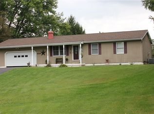 67448 Barrett Hill Rd, Cambridge, OH 43725