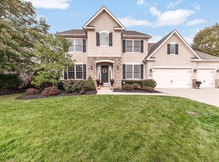4419 Village Club Dr, Powell, OH 43065