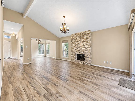 5th image of 1516 Beaconshire Rd