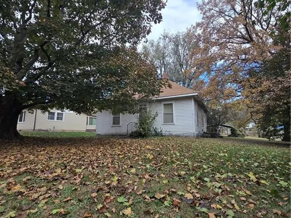 806 Park St, Tarkio, MO 64491