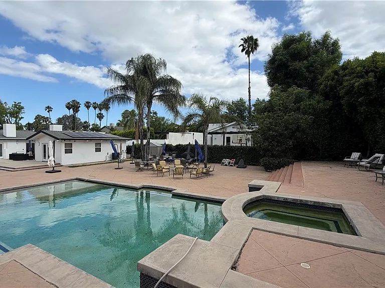 5855 Shirley Ave — Photo 37