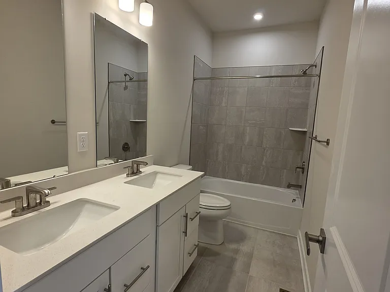 8 Weldon Way — Photo 31