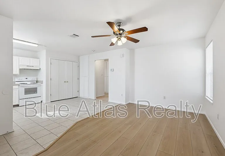 125 Cambridge Dr #4 — Photo 6