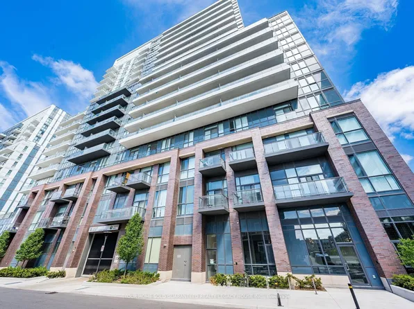 38 Honeycrisp Cres N #1120, Vaughan, ON L4K 0M8