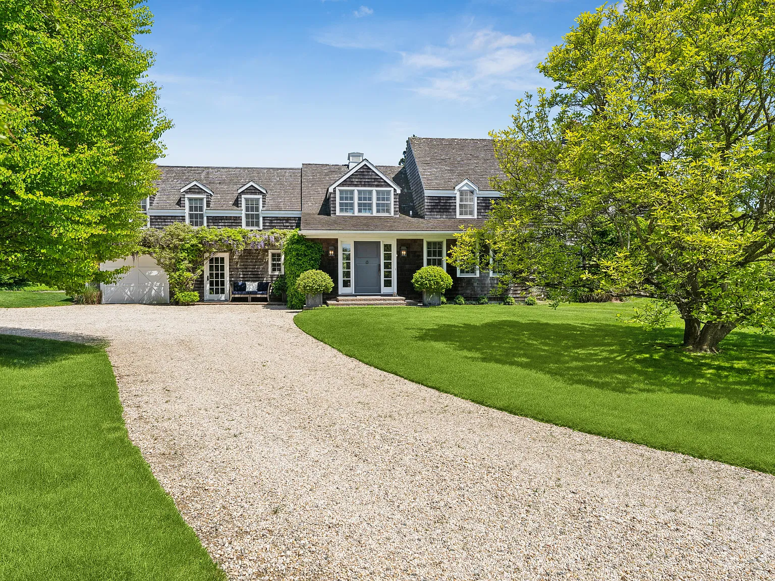 Prime Location - Gorgeous Summer Rental in Sagaponack South — Photo 1