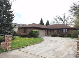 820 E Steger Rd, Crete, IL 60417