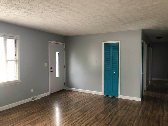 3rd image of 103 Furrow Ln