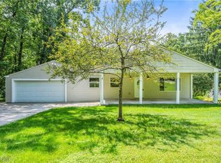 166 W Barlow Rd, Hudson, OH 44236
