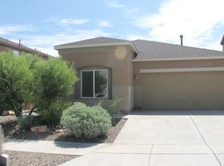 10648 Cavenaugh Dr NW, Albuquerque, NM 87114