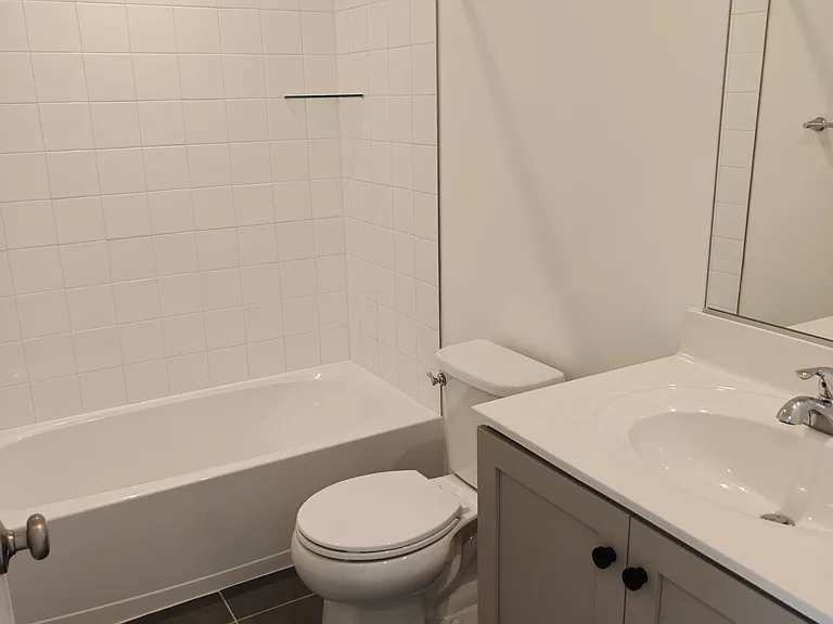 503 Fontana Cir — Photo 18