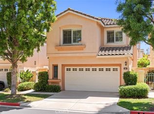 32 Santa Cruz Aisle, Irvine, CA 92606