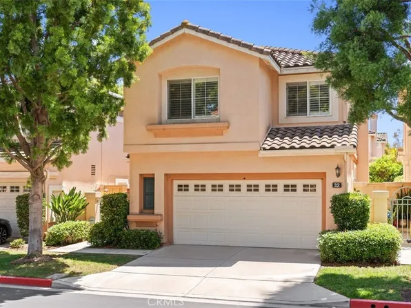 32 Santa Cruz Aisle, Irvine, CA 92606