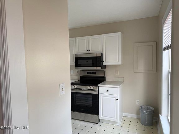 3rd image of 127 Nathan Tisdale Ln
