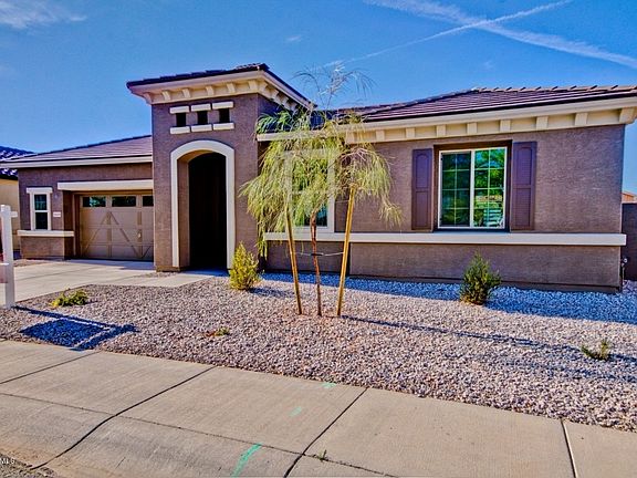 3rd image of 18509 W Cinnabar Ave