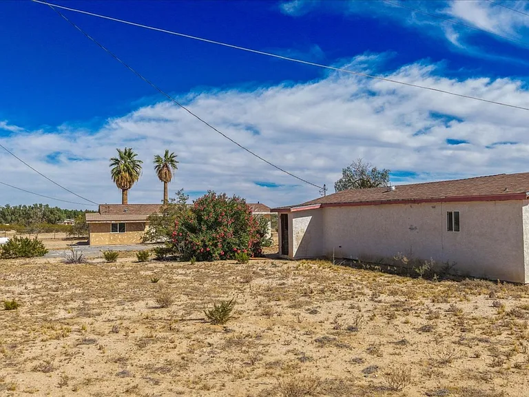 4611 Oasis Ave — Photo 40