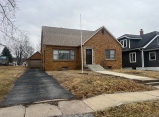 602 Washington Ave, Lowden, IA 52255
