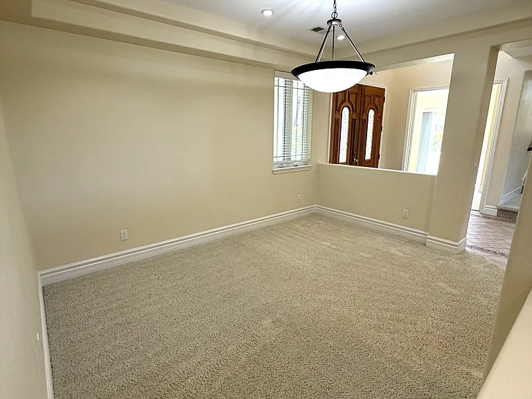 1322 Sonia Ct — Photo 4