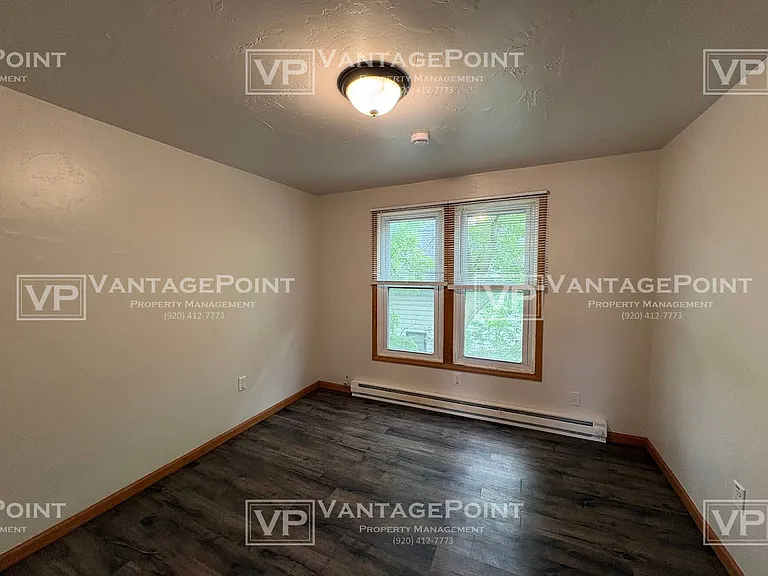 1079 Shawano Ave — Photo 13