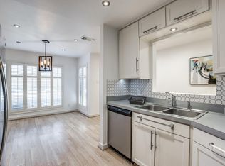 2635 McCart Ave, Fort Worth, TX 76110