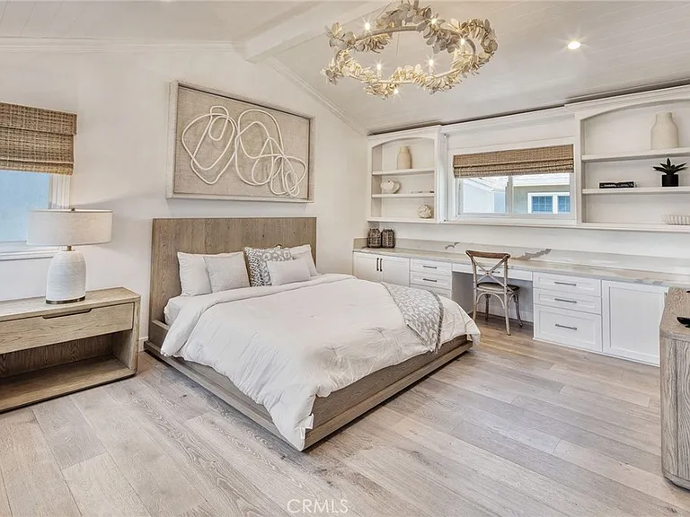 705 Larkspur Ave — Photo 45