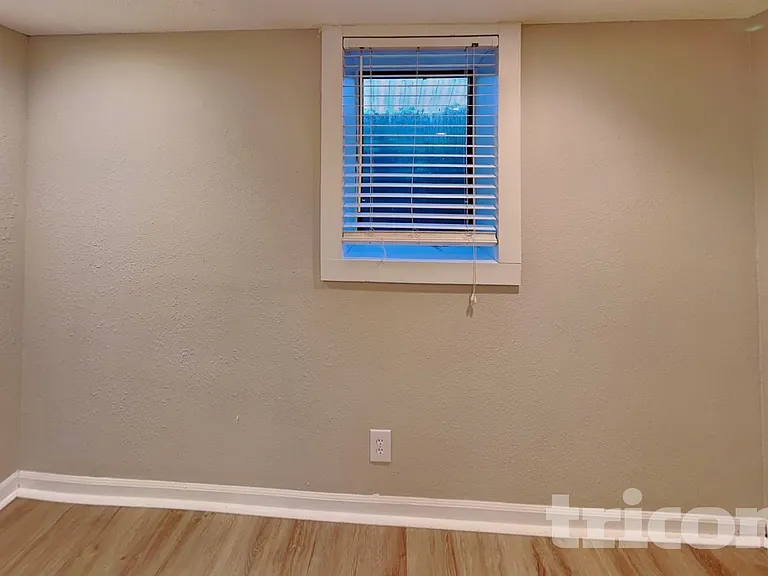 3692 Dennis Ln — Photo 10