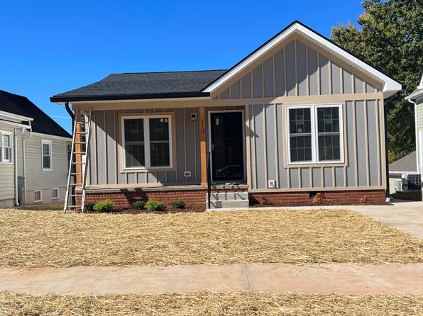 213 S Watauga Ave, Elizabethton, TN 37643