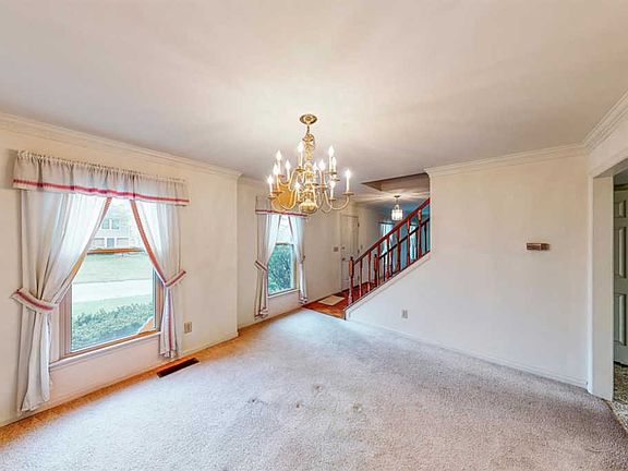 2nd image of 5518 Eagle Ln