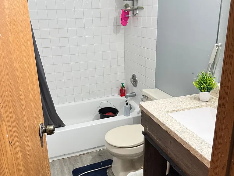 21W581 North Ave #41 — Photo 6