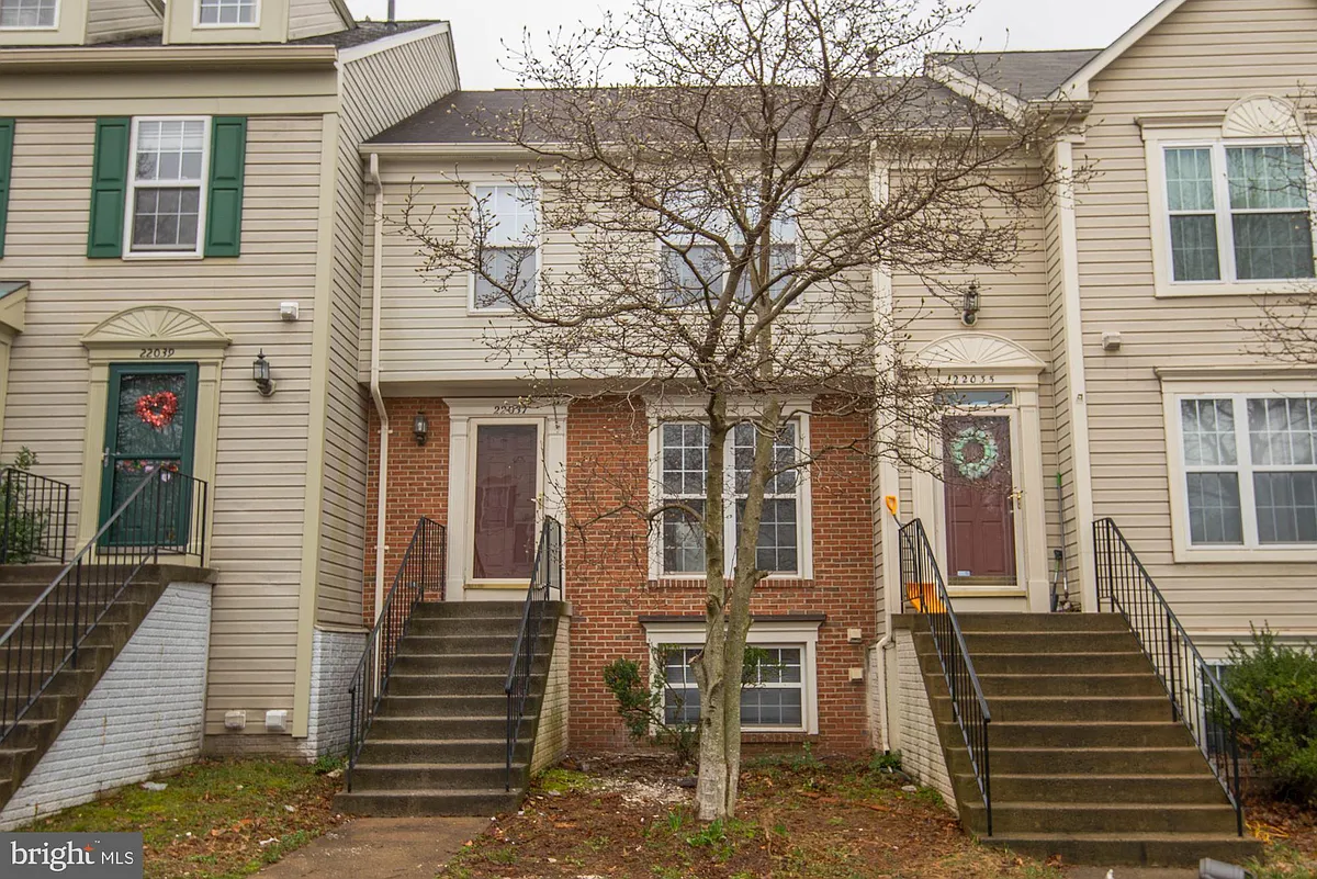 Building Photo - 22037 Manning Sq